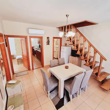 Balatonihaz Semesterbostad Balatonmáriafürdő