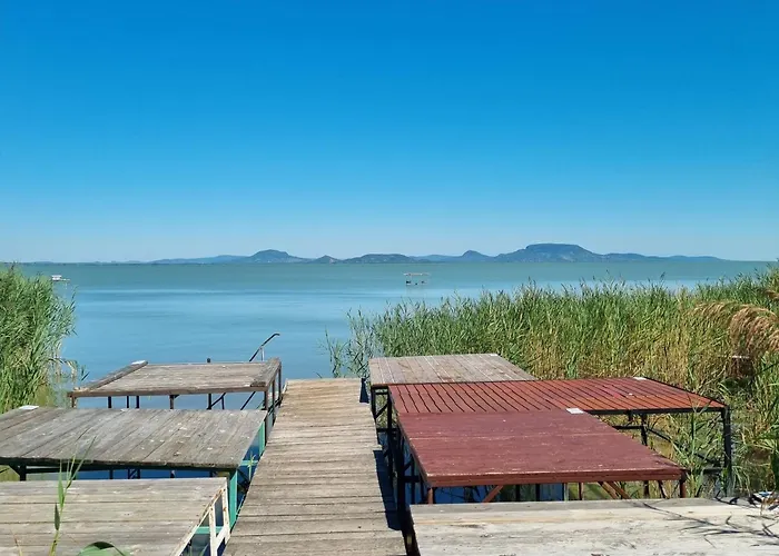 Balatonihaz * Balatonmáriafürdő